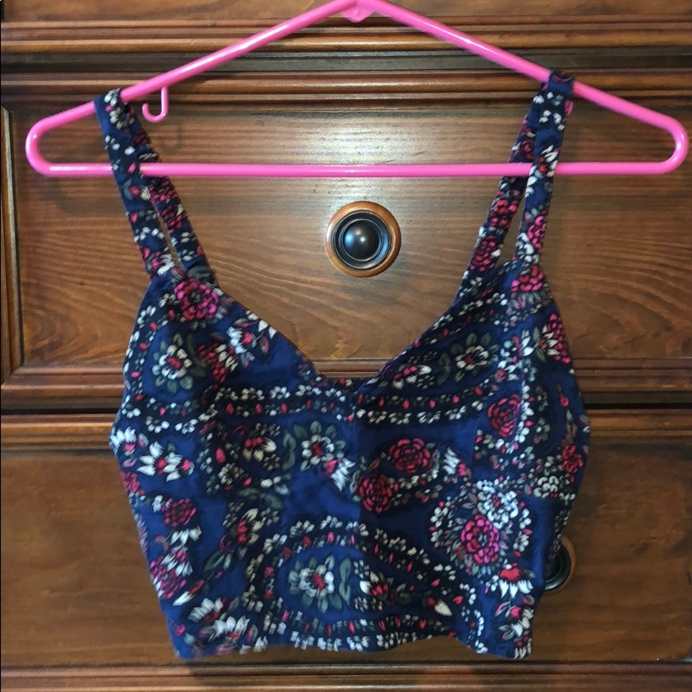 Hollister crop top